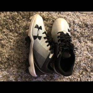 Girls Softball Cleats